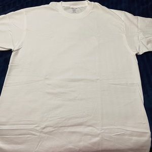 4 Men’s L heavy cotton T-shirts NEW